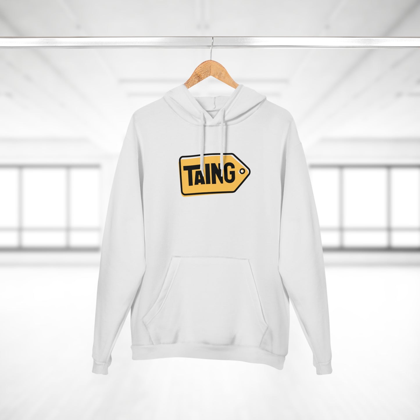 TAING Tee – El Hoodie Que Ya Lo Dijo Todo