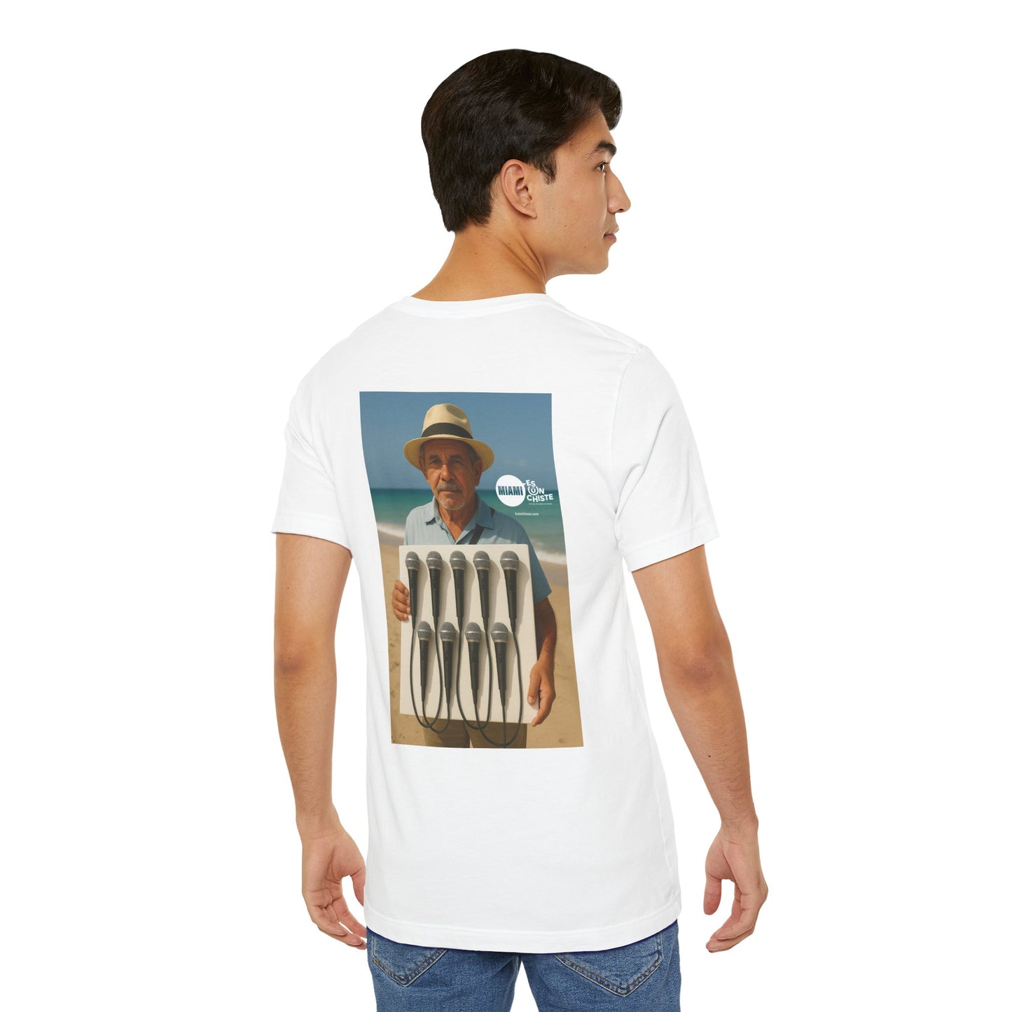 Camiseta Unisex Festival – Humor Playero “Micrófonos a la venta”