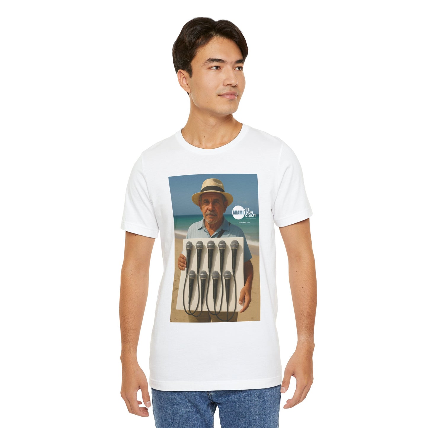 Camiseta Unisex Festival – Humor Playero “Micrófonos a la venta”