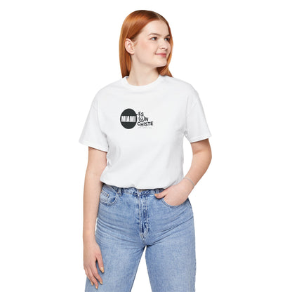 Camiseta Jersey Unisex – Festival Edition “Es Un Chiste”
